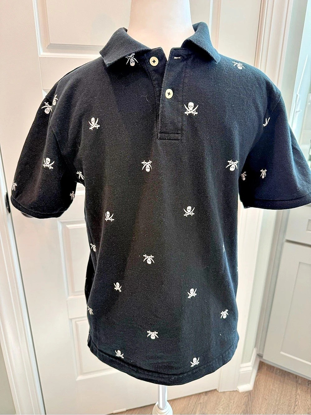 Cherokee Black Polo with White Skull Embroidery Kids Size L